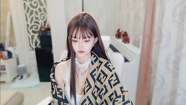 Aurora-77 online show from 24, 10, 2025