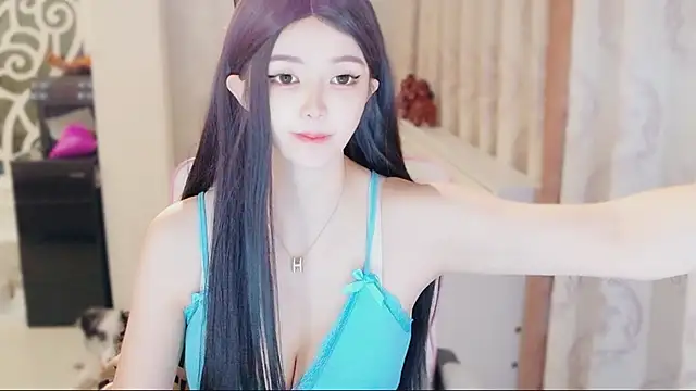 Aurora-77 online show from 18, 10, 2025