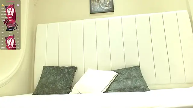 Snapshot of kendra_lux1 chatting on 9, 10, 2025 kendra lux1 online show from 9, 10, 2025