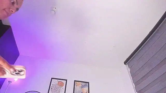 AvaFerrera online show from 28, 3, 2026