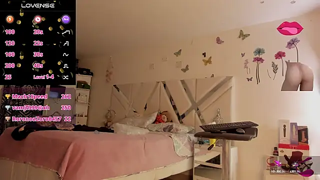 Snapshot of sexyzoe_69 chatting on 12, 3, 2025 sexyzoe 69 online show from 12, 3, 2025