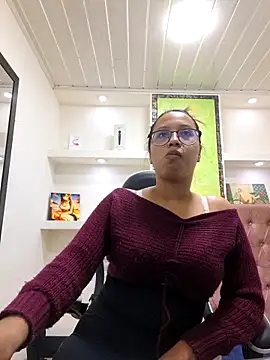 susan mooree online show from 19, 11, 2025