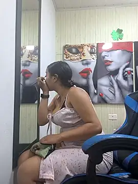 susan mooree online show from 24, 10, 2025