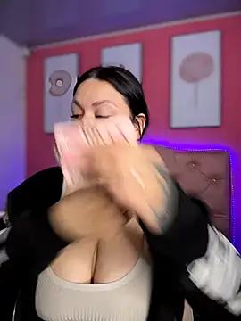 Megaan  More online show from 18, 12, 2025