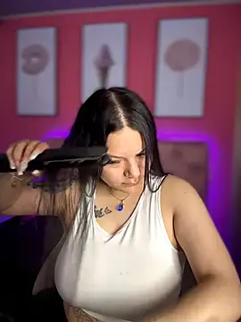 Megaan  More online show from 19, 12, 2025