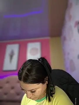 Megaan  More online show from 15, 11, 2025