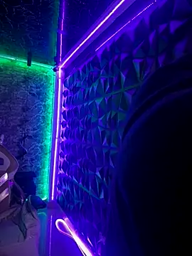 Megaan  More online show from 6, 10, 2025