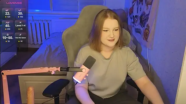 Snapshot of OliviaBlade chatting on 12, 10, 2025 OliviaBlade online show from 12, 10, 2025