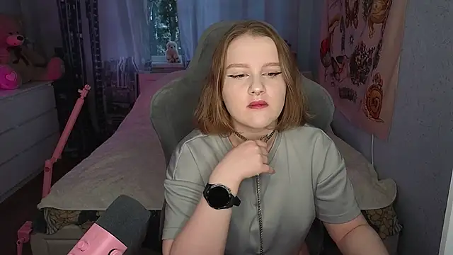 Snapshot of OliviaBlade chatting on 12, 9, 2025 OliviaBlade online show from 12, 9, 2025