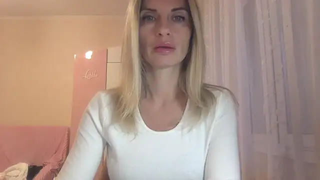 KarelliaStar online show from 9, 10, 2025