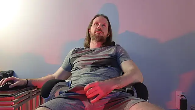 AlbinoAdonis online show from 24, 2, 2026