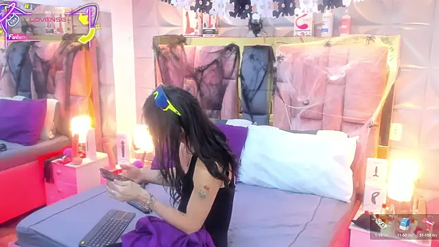 Charlotte Landry   online show from 5, 10, 2025