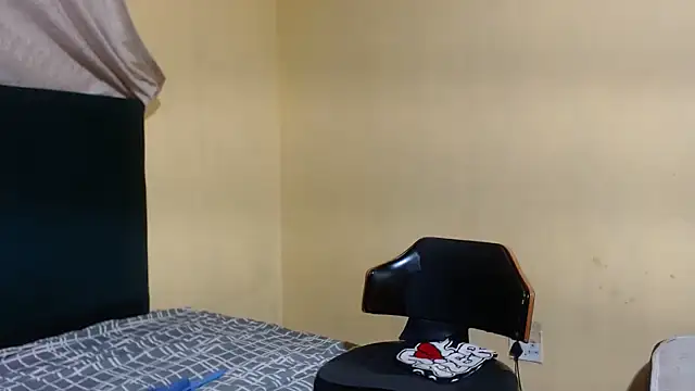 Freaky-Nicky18 online show from 10, 1, 2026