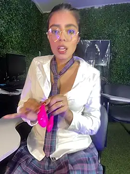 Snapshot of Isabellax21 chatting on 20, 2, 2026 Isabellax21 online show from 20, 2, 2026