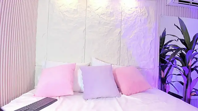 Isabellax21 online show from 1, 10, 2025