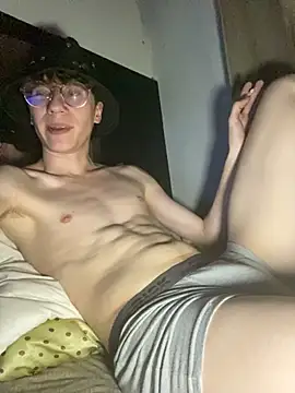 Snapshot of HeiRique chatting on 11, 11, 2025 HeiRique online show from 11, 11, 2025