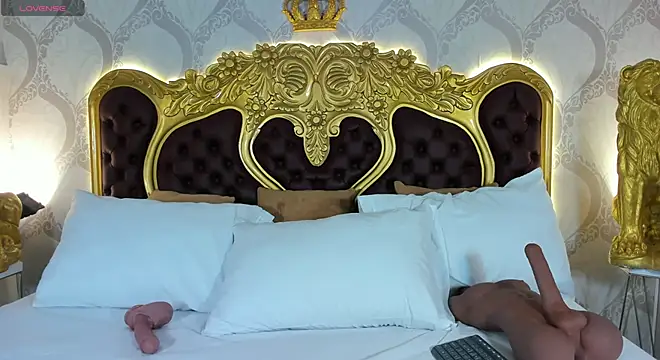 AlisonBeckerr  online show from 26, 11, 2025