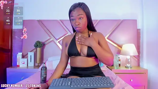 SophieSinclair online show from 23, 10, 2025