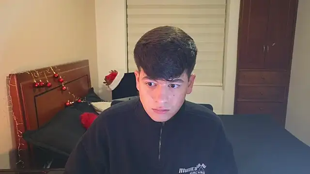 tightncuteass online show from 27, 11, 2025