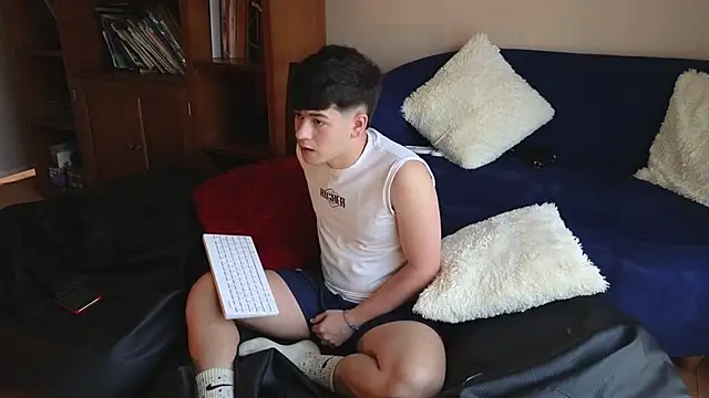 tightncuteass online show from 3, 3, 2026