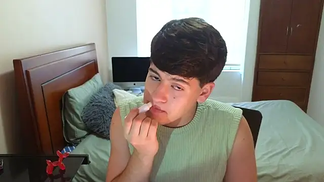 tightncuteass online show from 24, 9, 2025