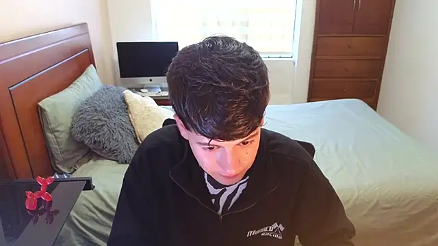 tightncuteass online show from 23, 9, 2025