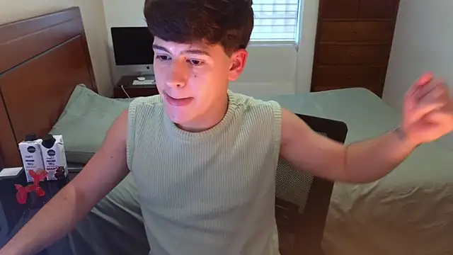 tightncuteass online show from 20, 9, 2025