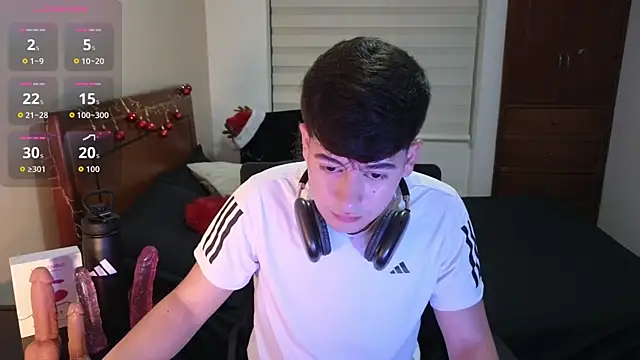 tightncuteass online show from 30, 11, 2025