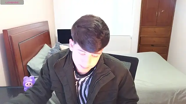 tightncuteass online show from 16, 10, 2025