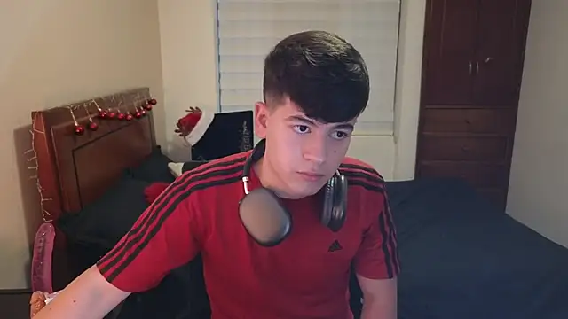 tightncuteass online show from 18, 11, 2025