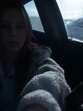 AllesandraLove online show from 18, 12, 2025