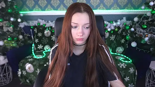 FoxyMayy online show from 22, 12, 2025