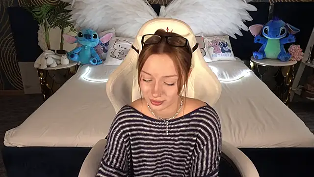 FoxyMayy online show from 2, 10, 2025