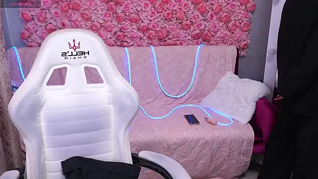 FoxyMayy online show from 13, 4, 2026