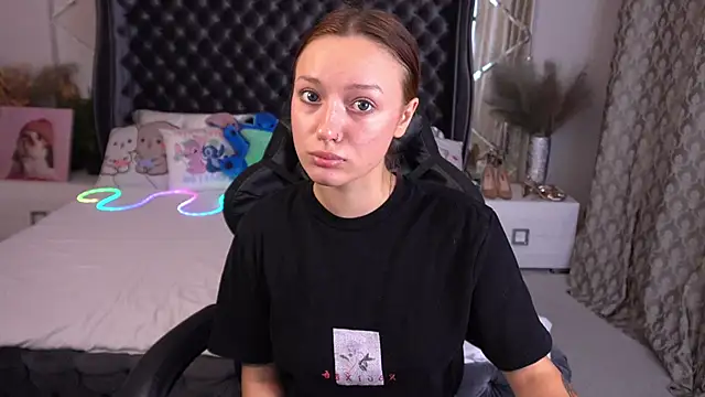 FoxyMayy online show from 23, 9, 2025