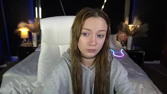 FoxyMayy online show from 1, 12, 2025