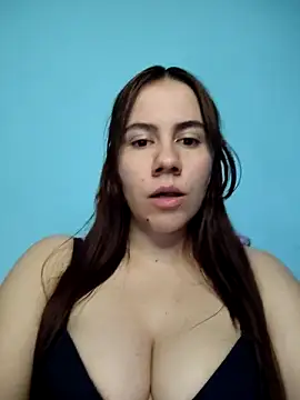 Snapshot of valen-sexx chatting on 24, 10, 2025 valen-sexx online show from 24, 10, 2025