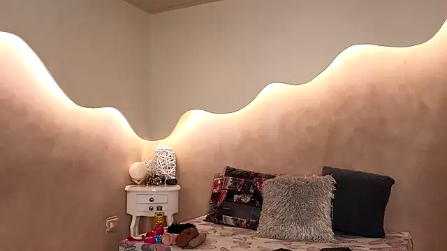 Kloee 12 online show from 1, 10, 2025