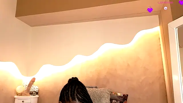 Kloee 12 online show from 11, 10, 2025