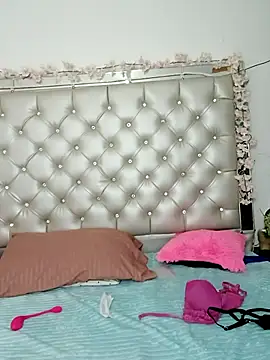 ZARAY 1118 online show from 1, 12, 2025