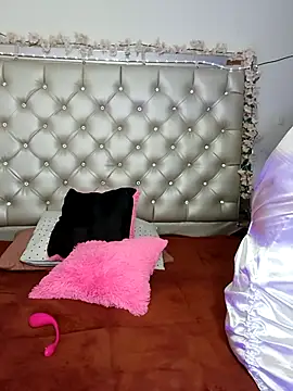 ZARAY 1118 online show from 28, 11, 2025