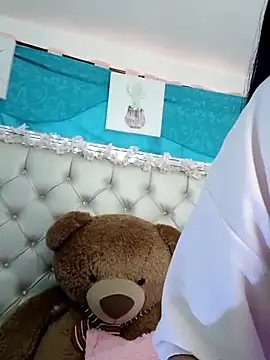 ZARAY 1118 online show from 8, 10, 2025