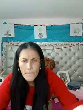 ZARAY 1118 online show from 15, 10, 2025