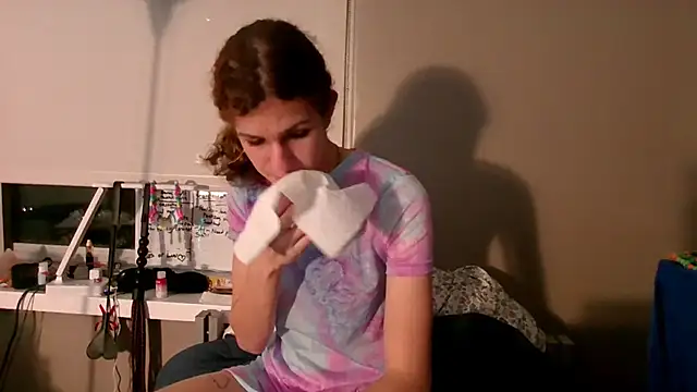 cuddlyavenue online show from 23, 10, 2025