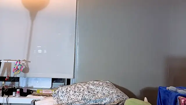 cuddlyavenue online show from 10, 11, 2025