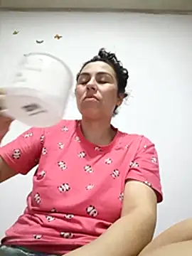 Snapshot of vanessa-titisM chatting on 20, 2, 2026 vanessa-titisM online show from 20, 2, 2026