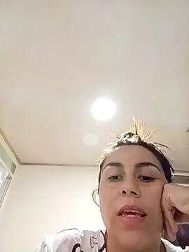Snapshot of vanessa-titisM chatting on 16, 7, 2026 vanessa-titisM online show from 16, 7, 2026