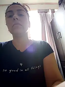 vanessa-titisM online show from 2, 12, 2025