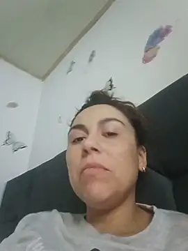 Snapshot of vanessa-titisM chatting on 10, 6, 2026 vanessa-titisM online show from 10, 6, 2026