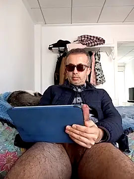 EmilioTaladdro online show from 12, 3, 2026